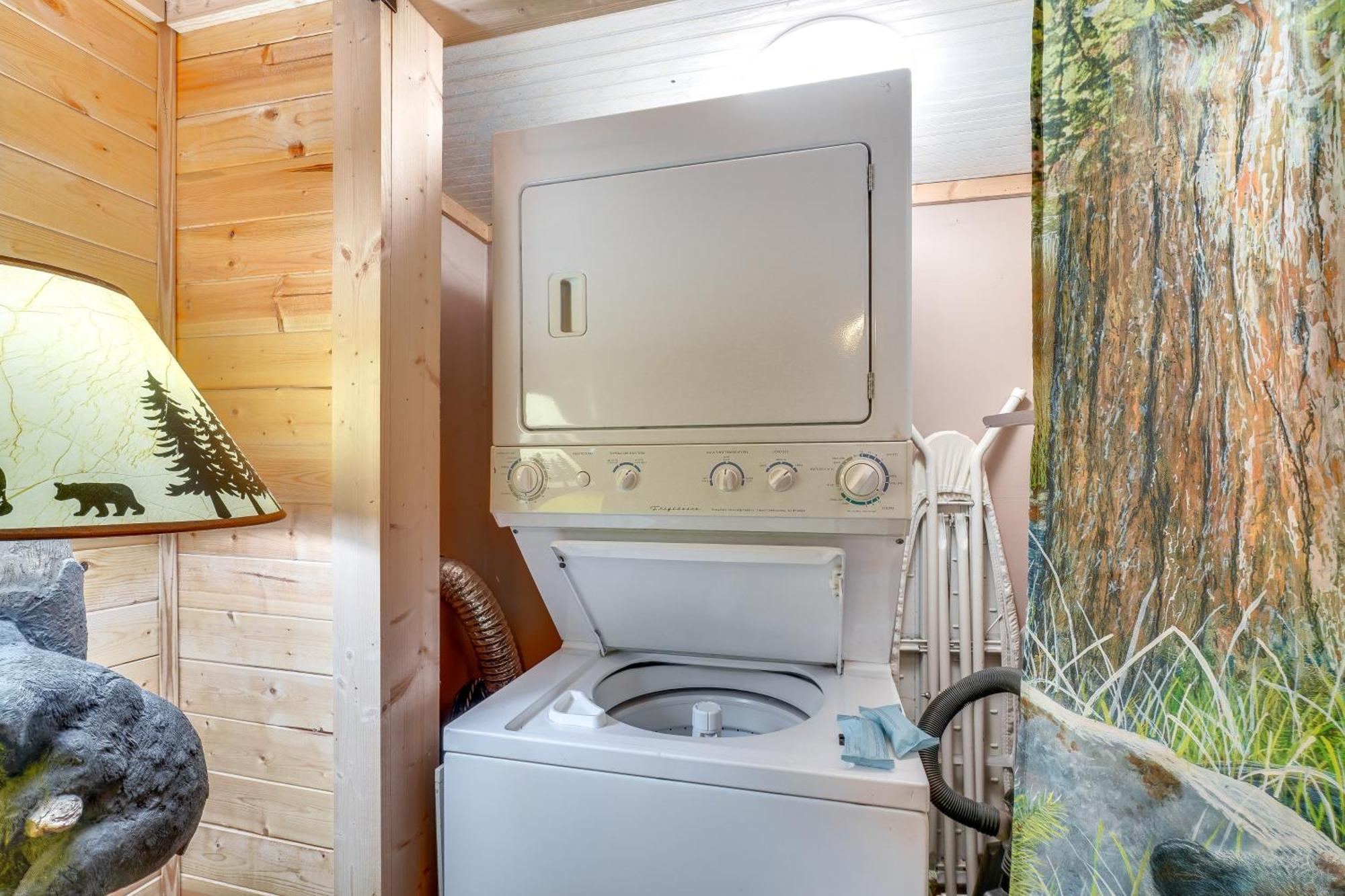 Just Fur Relaxin Sevierville Cabin With Hot Tub! Eksteriør bilde