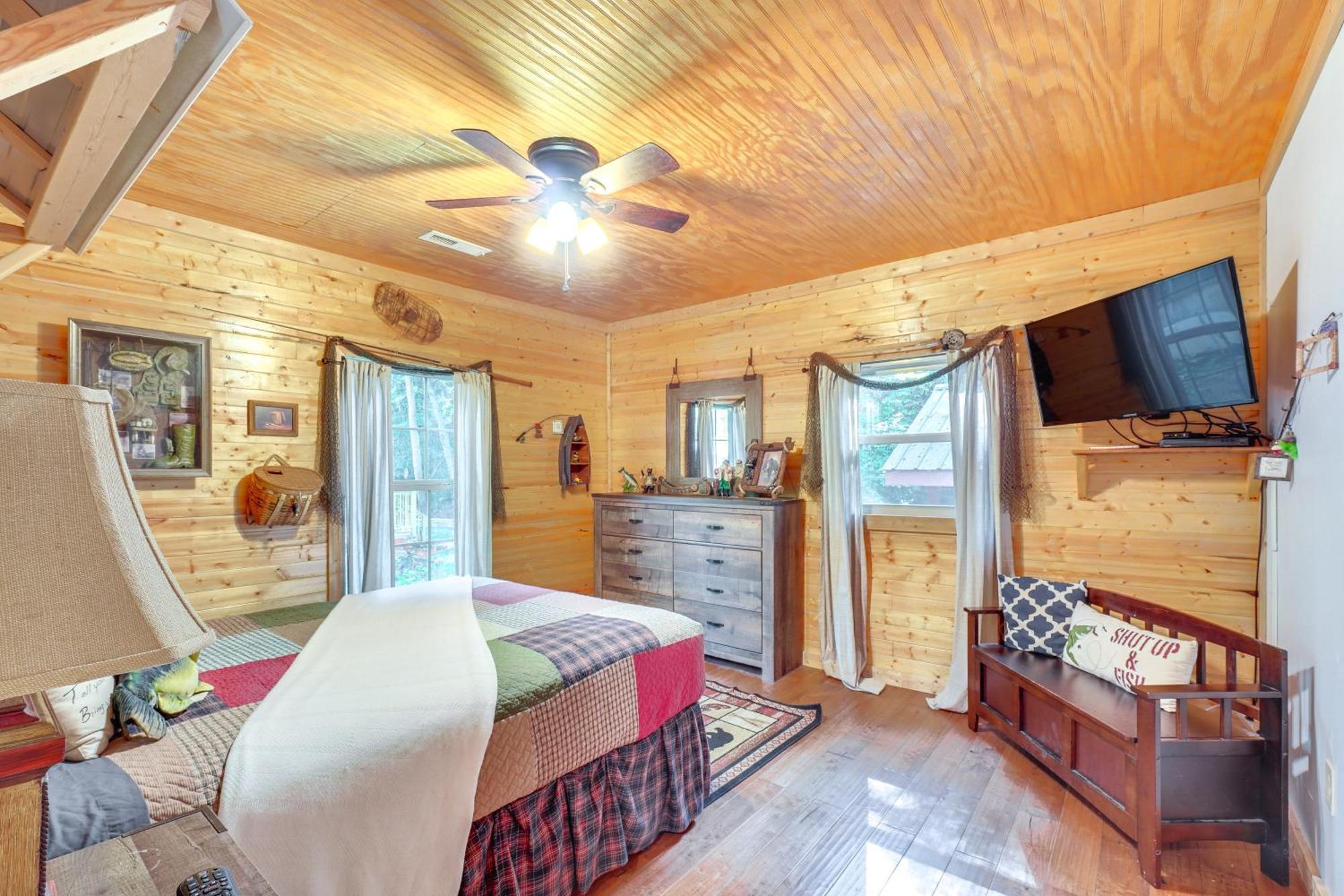Just Fur Relaxin Sevierville Cabin With Hot Tub! Eksteriør bilde