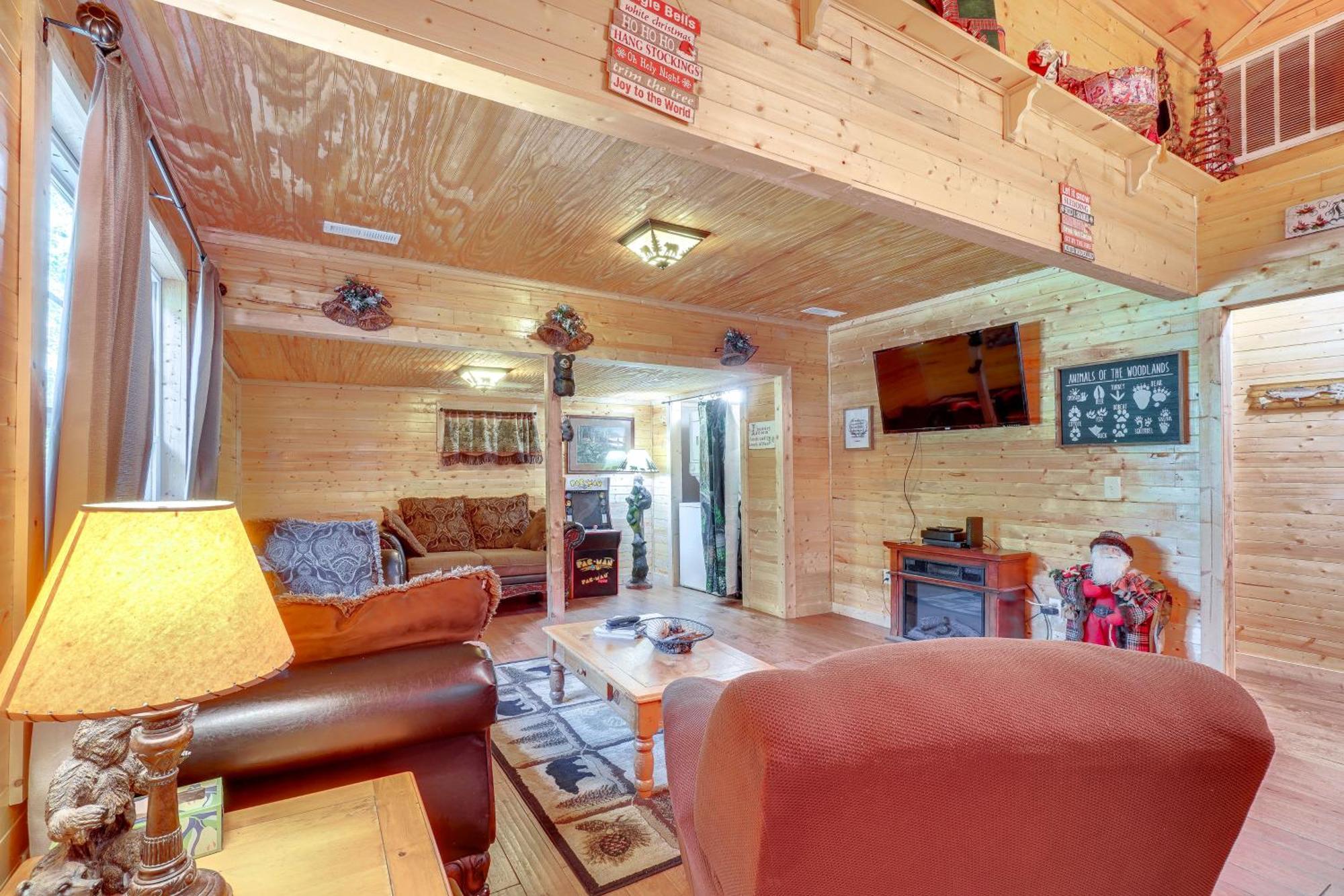 Just Fur Relaxin Sevierville Cabin With Hot Tub! Eksteriør bilde